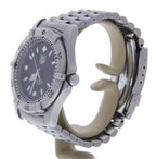 TAG-Heuer Professional Stainless-steel 962006 Black Dial Mens 40-mm Quartz Sapphire crystal. Swiss Made Wrist Watch