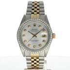 Rolex DateJust 36 Two-tone 16030 Silver Dial Mens 36-mm Automatic self-wind Sapphire crystal. Swiss Made Wristwatch.