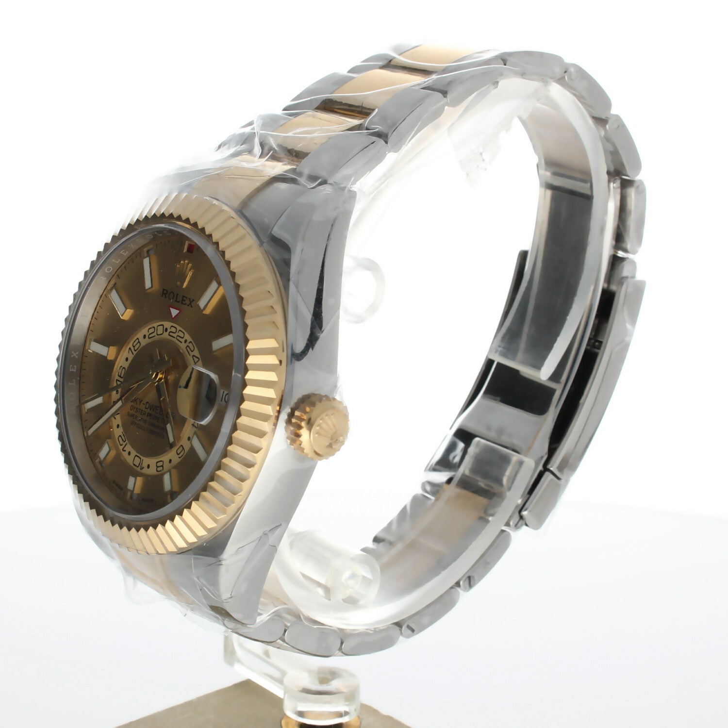 Rolex Sky-Dweller Stainless-steel 326933 Champagne Dial Mens 41-mm Automatic self-wind Sapphire crystal. Swiss Made Wrist Watch